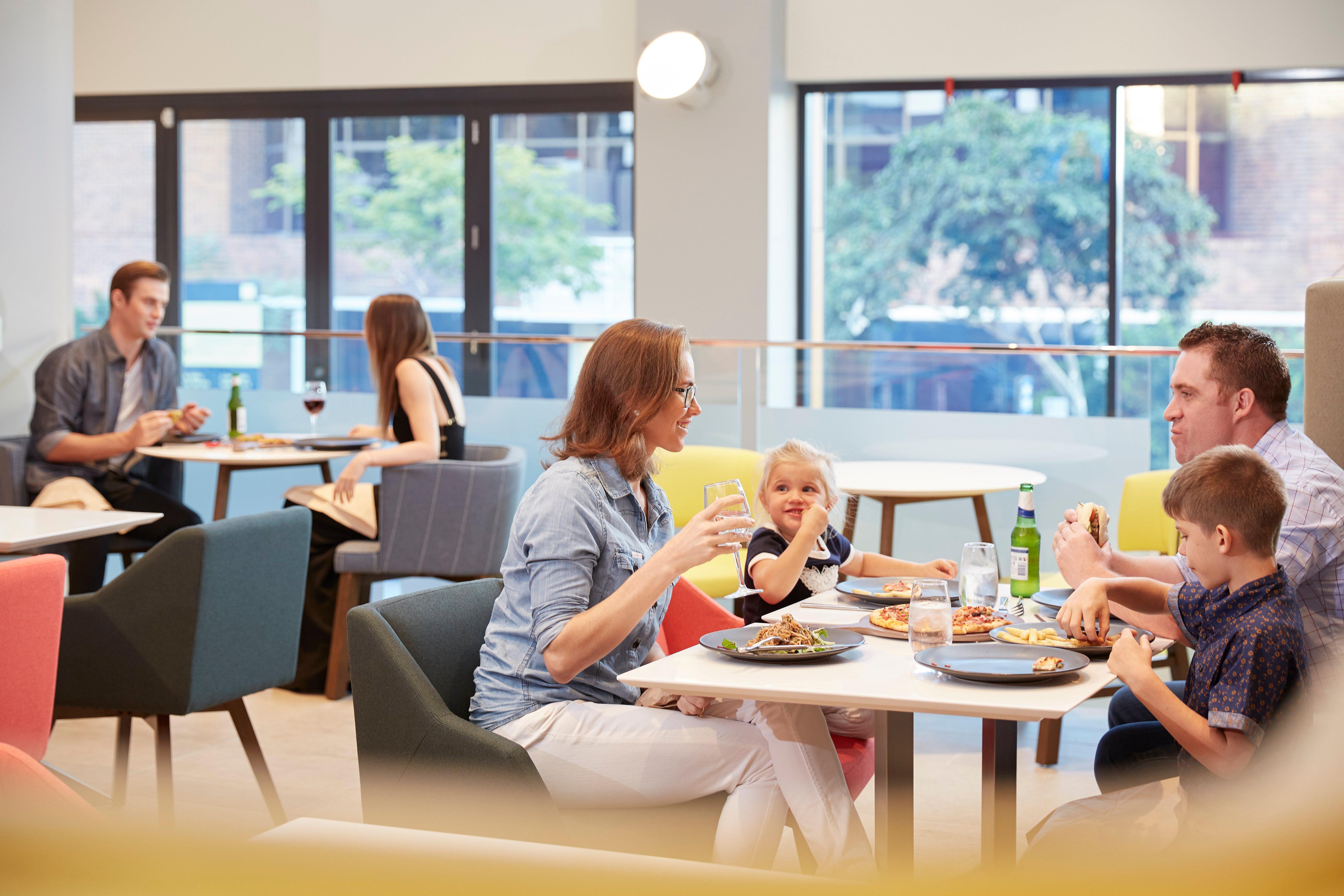 Holiday Inn Express Brisbane Central By Ihg Εξωτερικό φωτογραφία